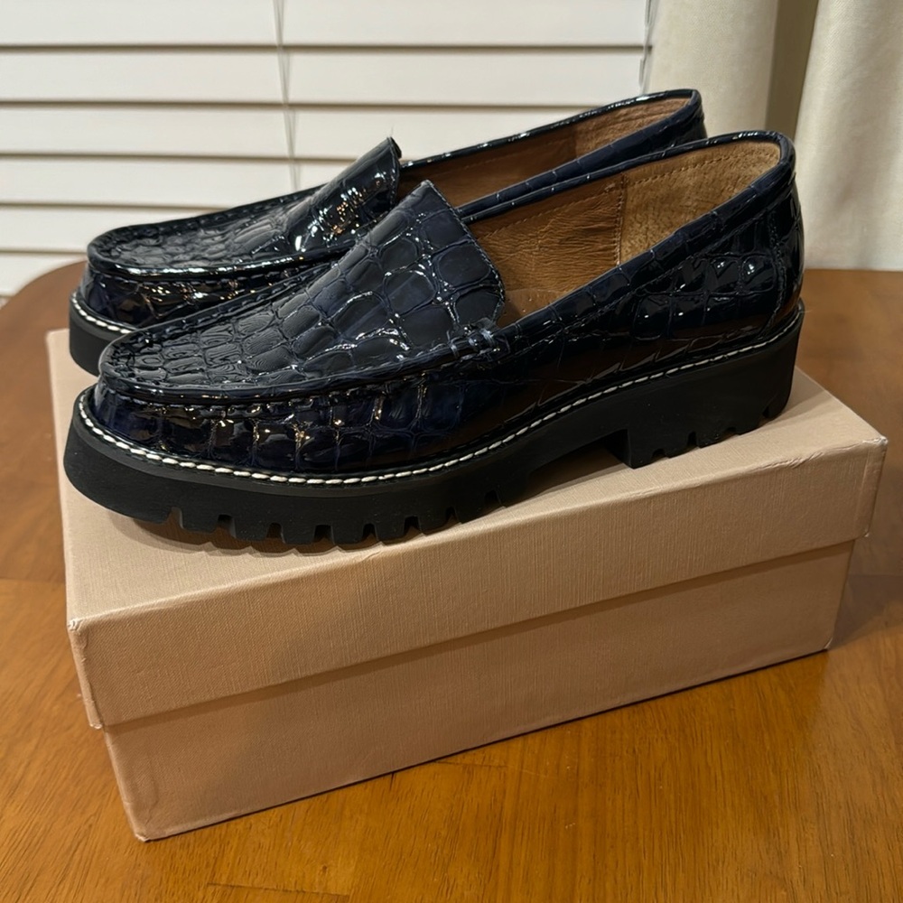 Donald Pliner Hope crocco patent loafers in dark blue, size 9.5